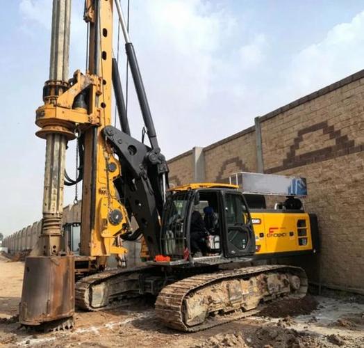 徐工XR168E旋挖钻机 打造海外房建桩基新标杆